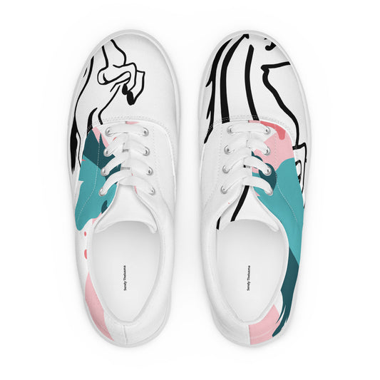 Women’s lace-up canvas shoes