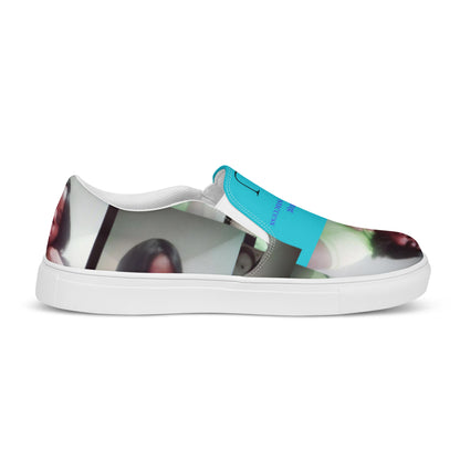 Women’s slip-on canvas shoes